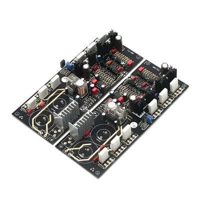 Goede prijs. 4-laag FR-4 PCB-assemblage met groen, rood en zwart soldeermasker online